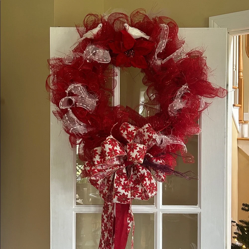 Elegant Red and White Holiday Wreath with Poinsettia